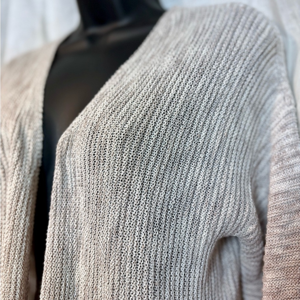 💥3/$30💥Tahari Women's Cream Gray Open-Front Long Cardigan Sweater - Picture 4 of 6